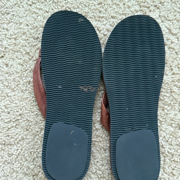 Michele Brown Leather Thong Sandals - Picture 3 of 4